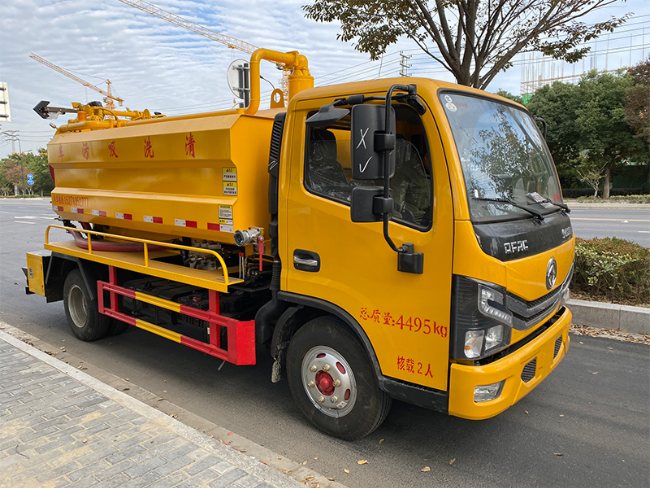 房山清洗吸污车